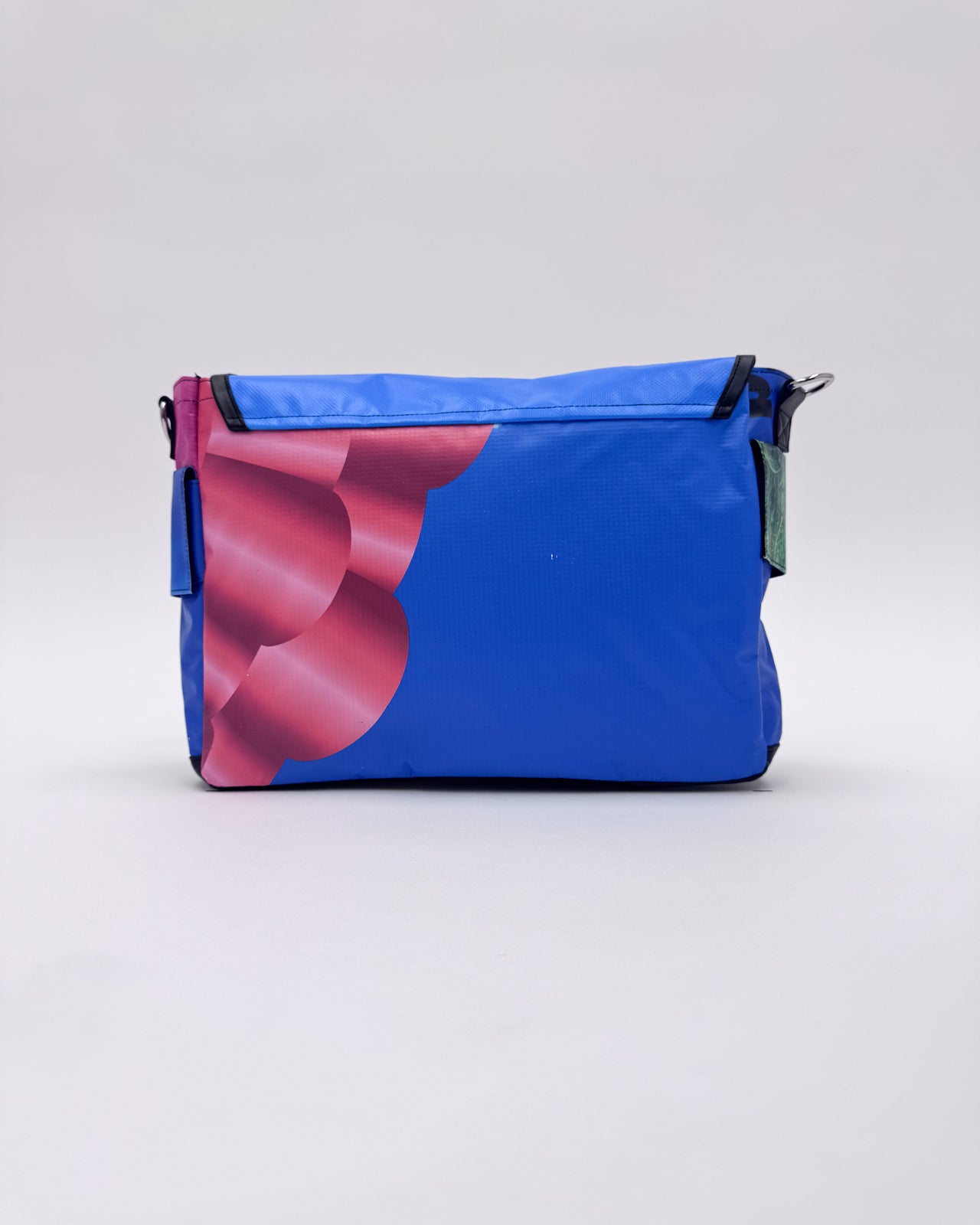 ABBA14 Messenger Bag