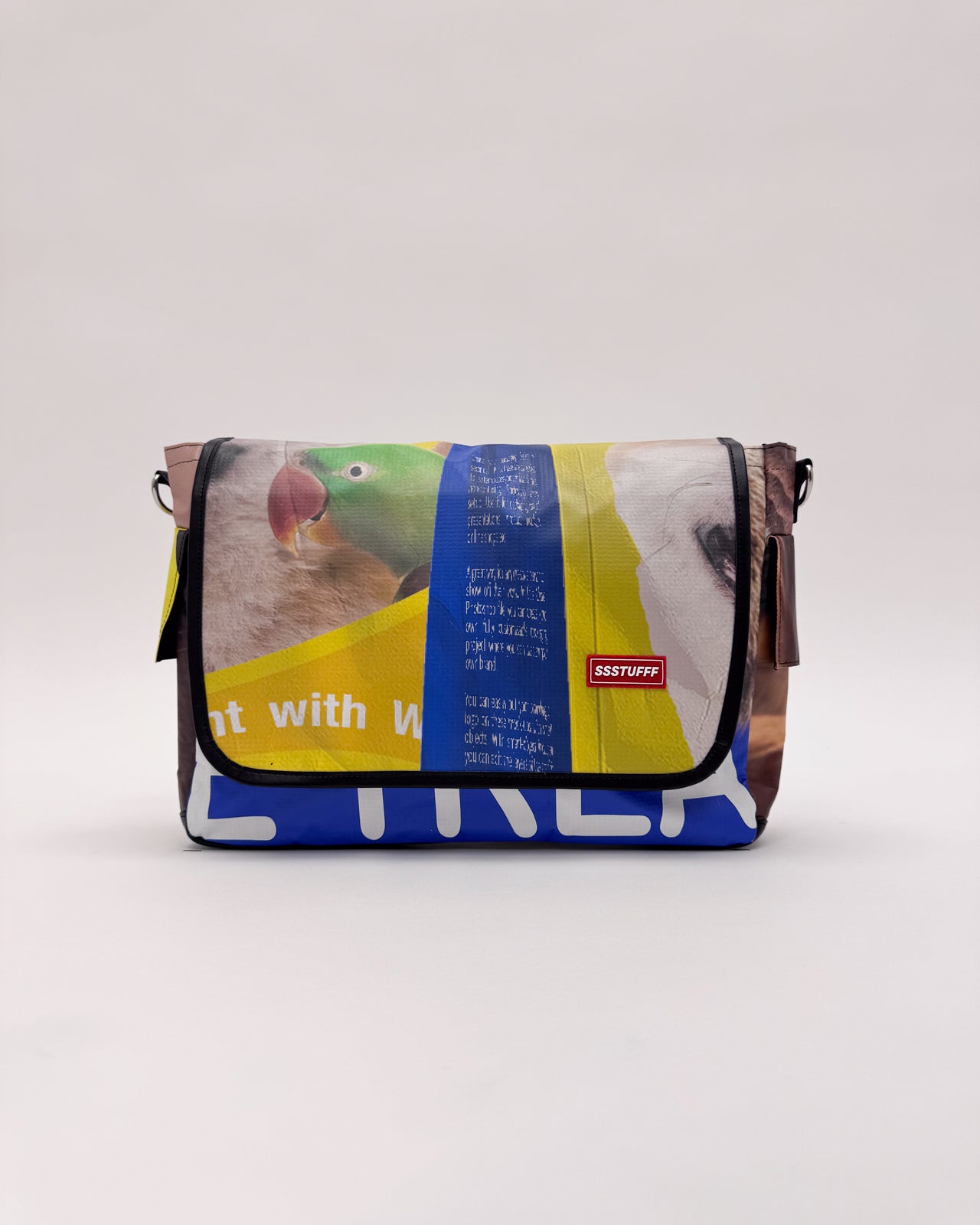 ABBA23 Messenger Bag