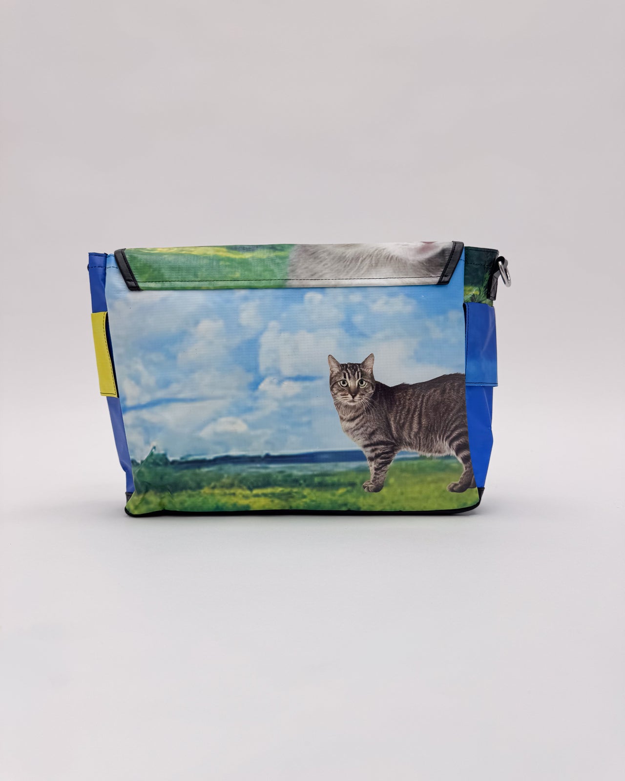 ABBA73 Messenger Bag