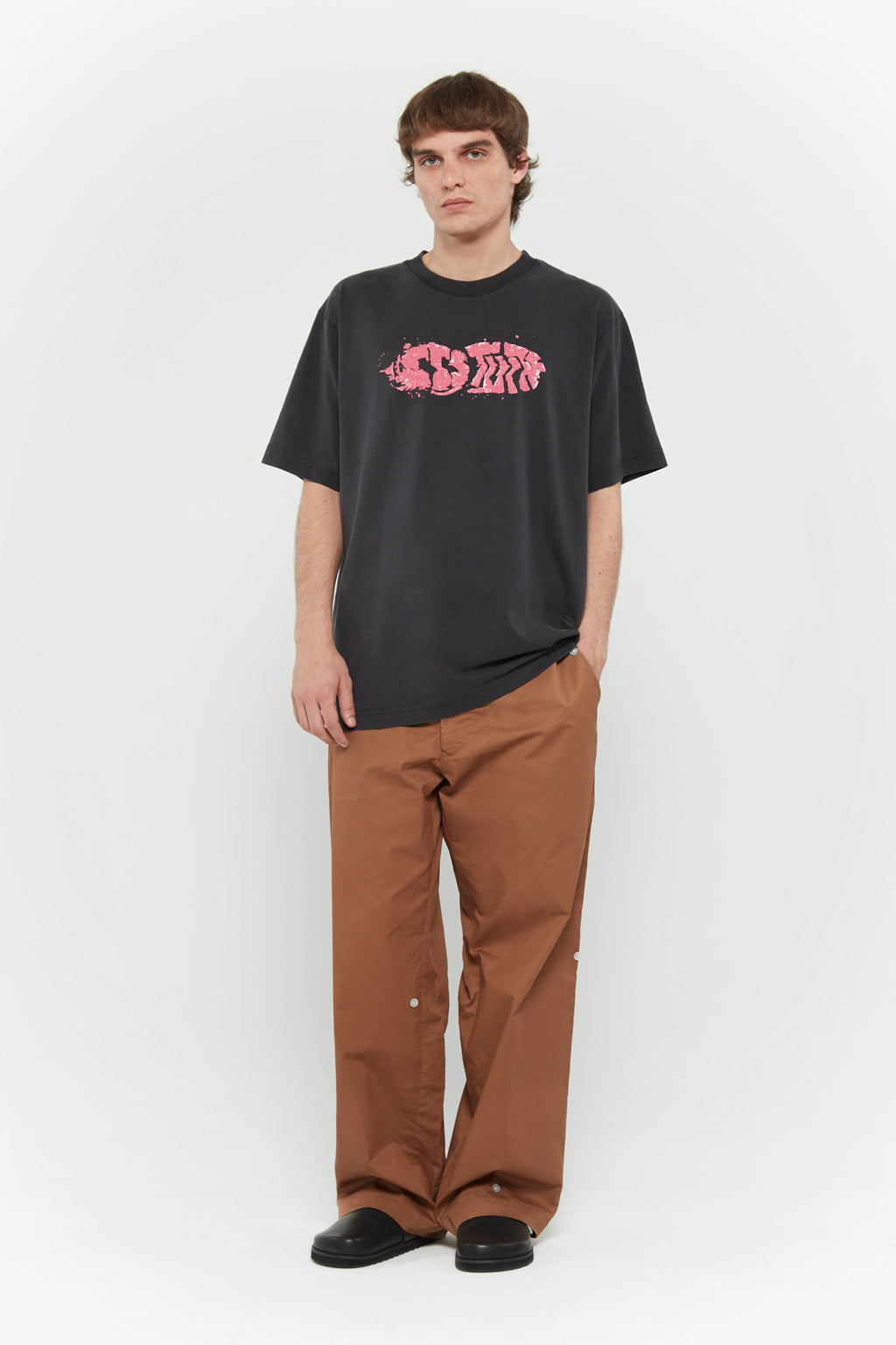 Oversized vintage wash t-shirt with 3D footprint graphic