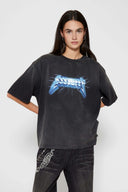 Stone-washed t-shirt with vintage lightning logo inspired by 80s rock bands