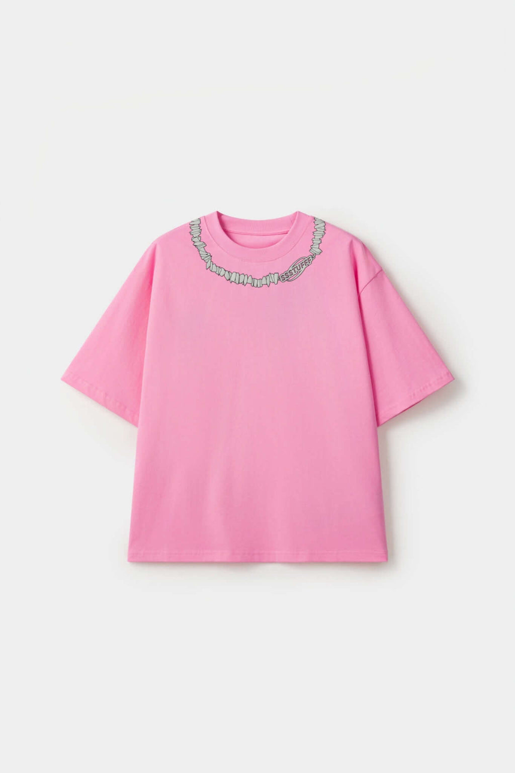 Pink t-shirt with necklace puffy print
