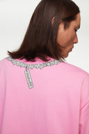 Pink t-shirt with necklace puffy print
