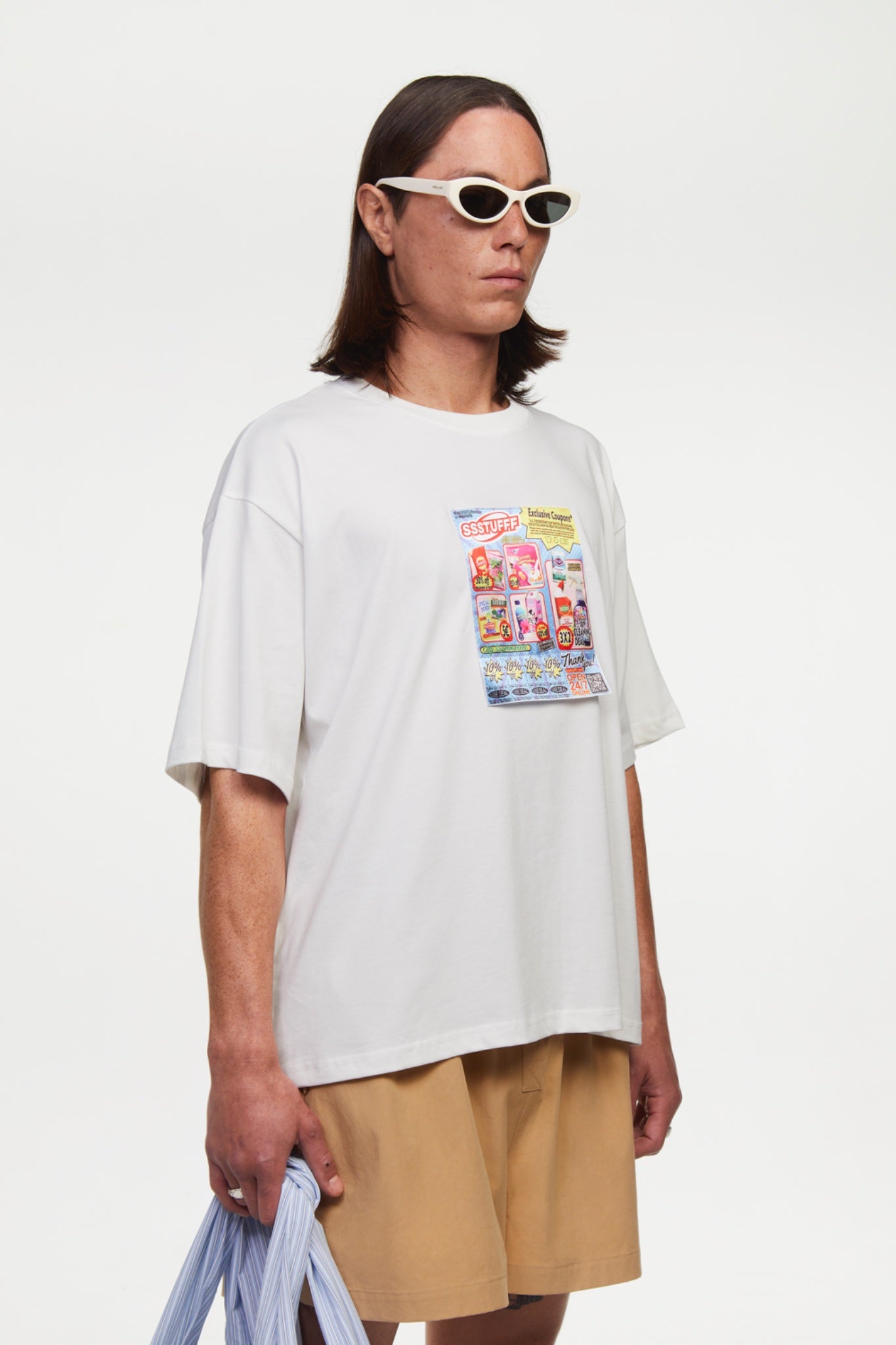 White t-shirt with a coupon 10% discount graphic 
