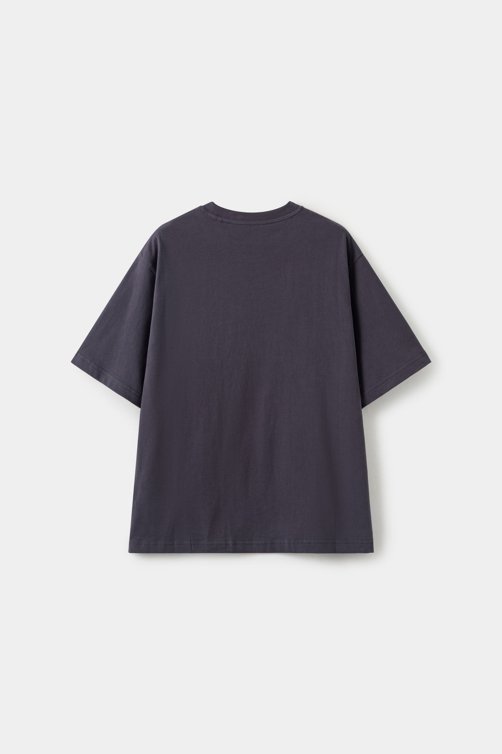 Back view of the charcoal Gunshots Tee, left plain.