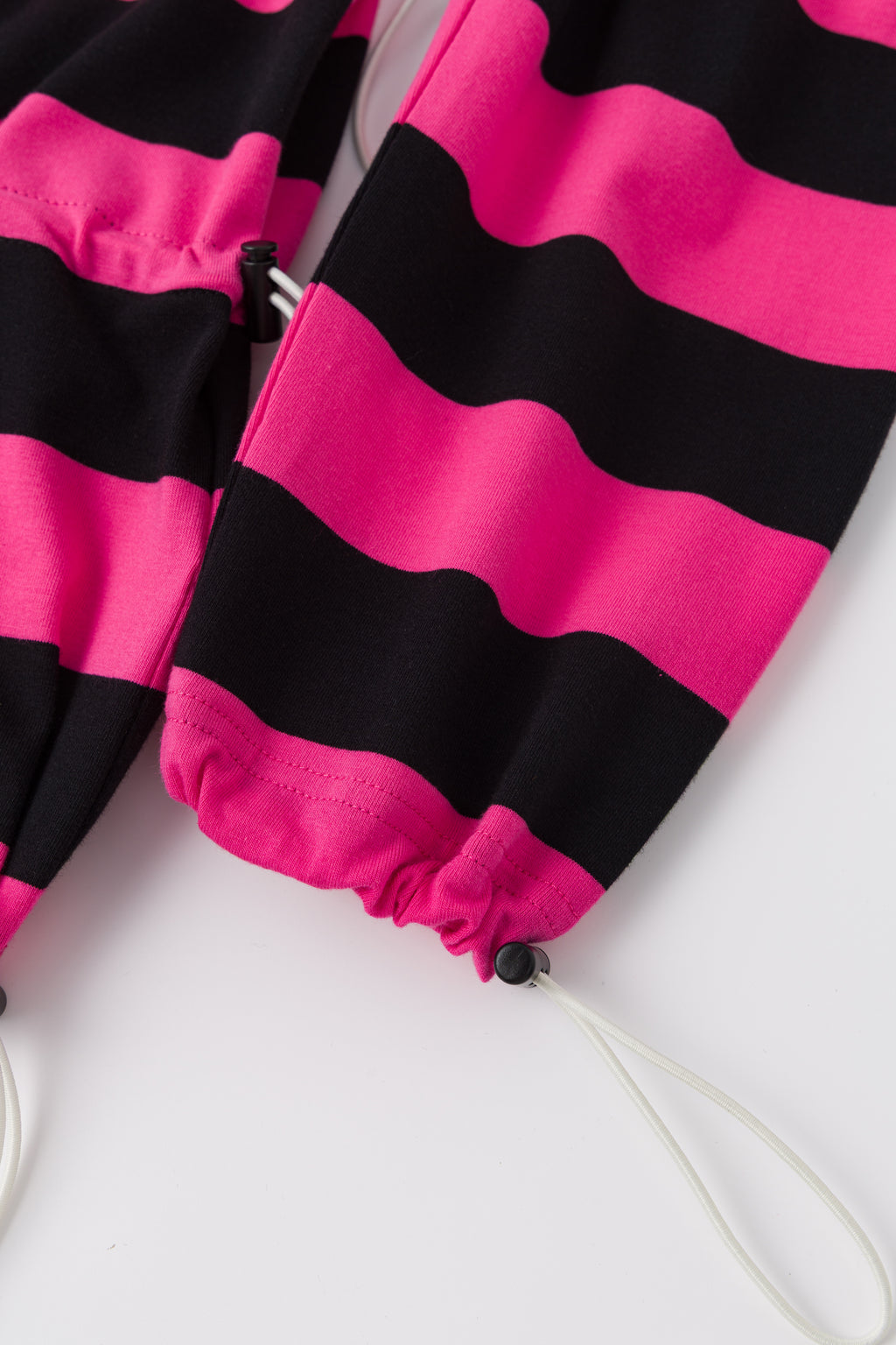 Close-up of the sleeve cuff drawcords.