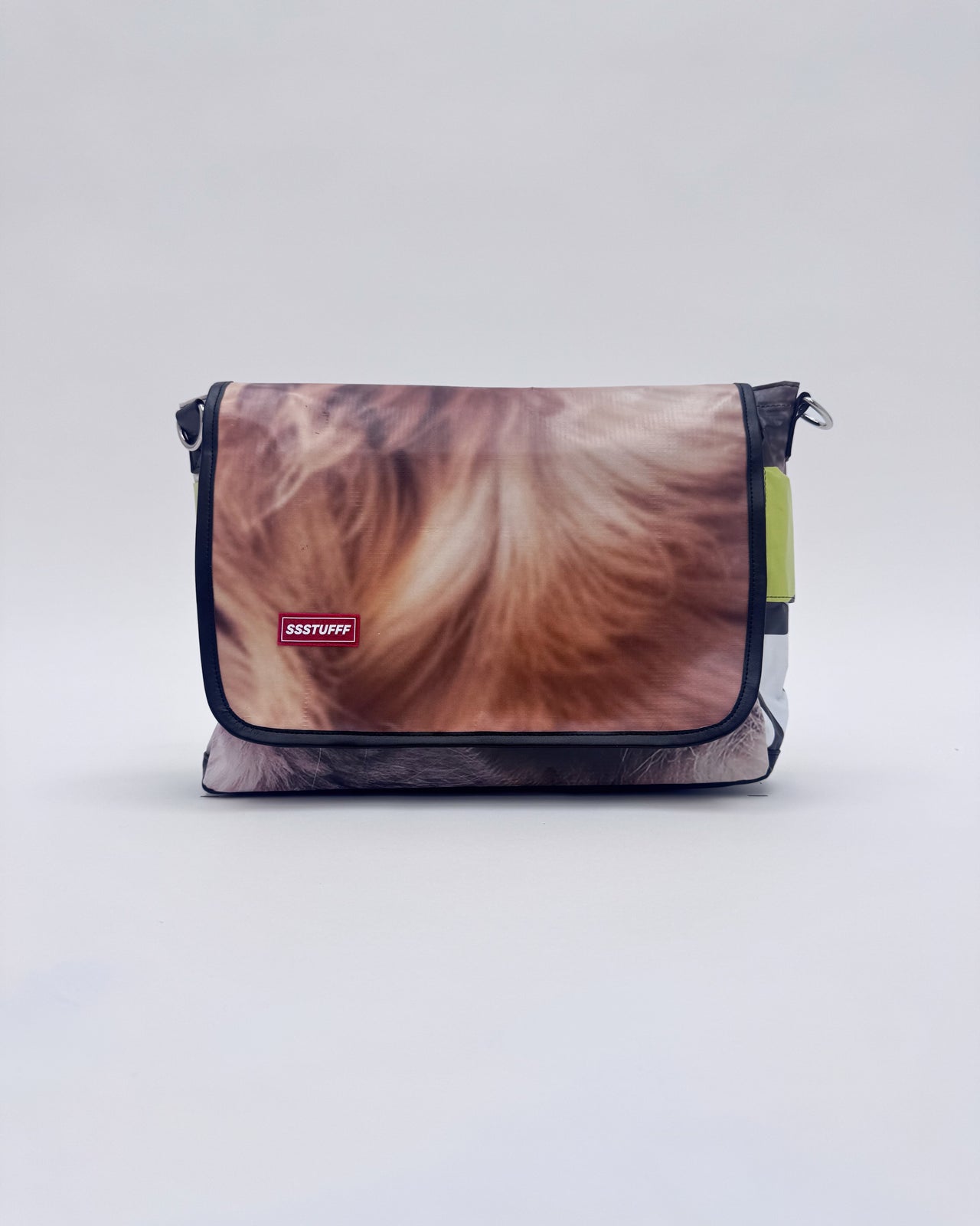 ABBA10 Messenger Bag