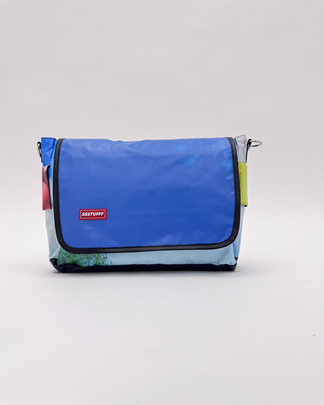 ABBA37 Messenger Bag