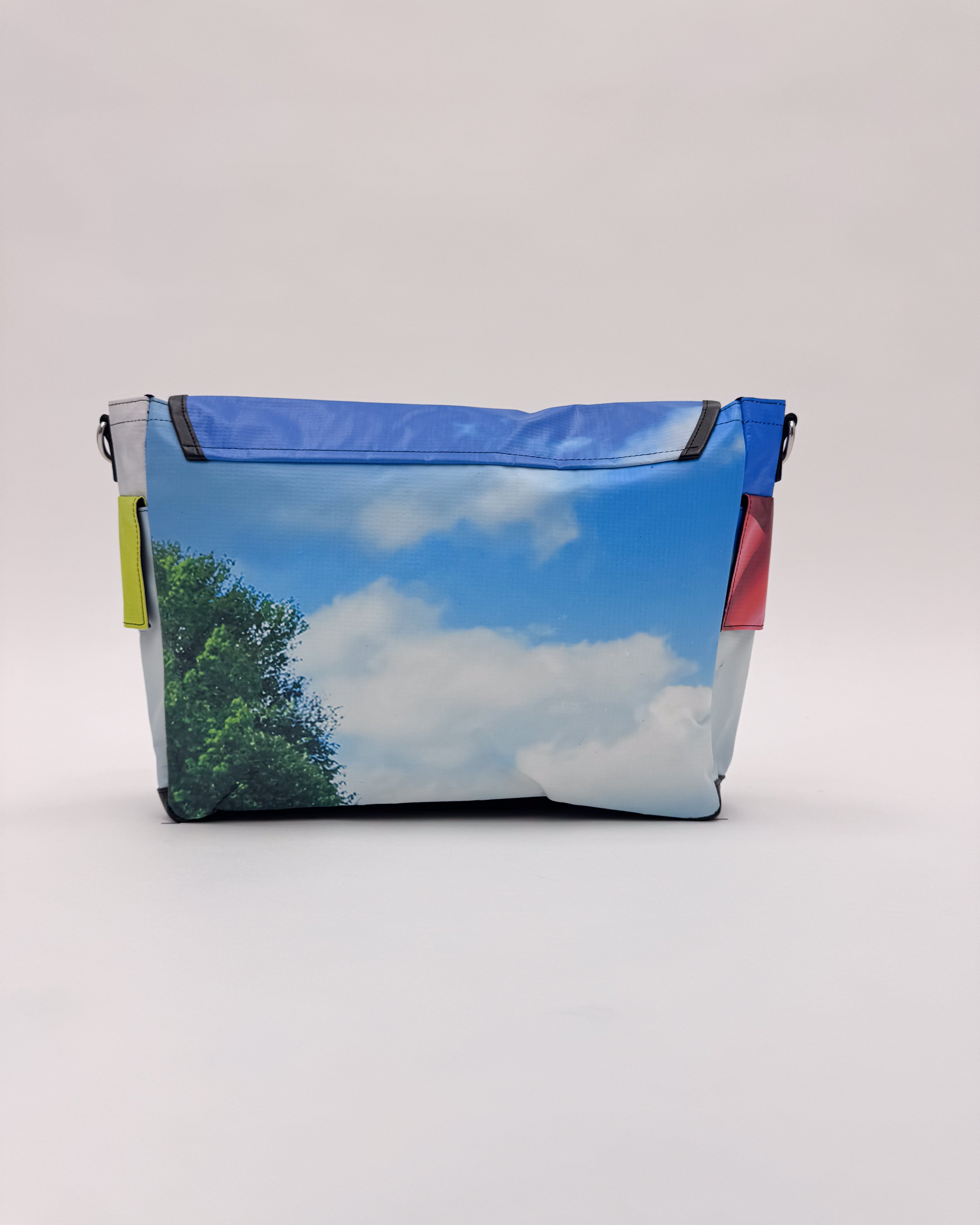 UPCYCLING 1/1 BAG No.37