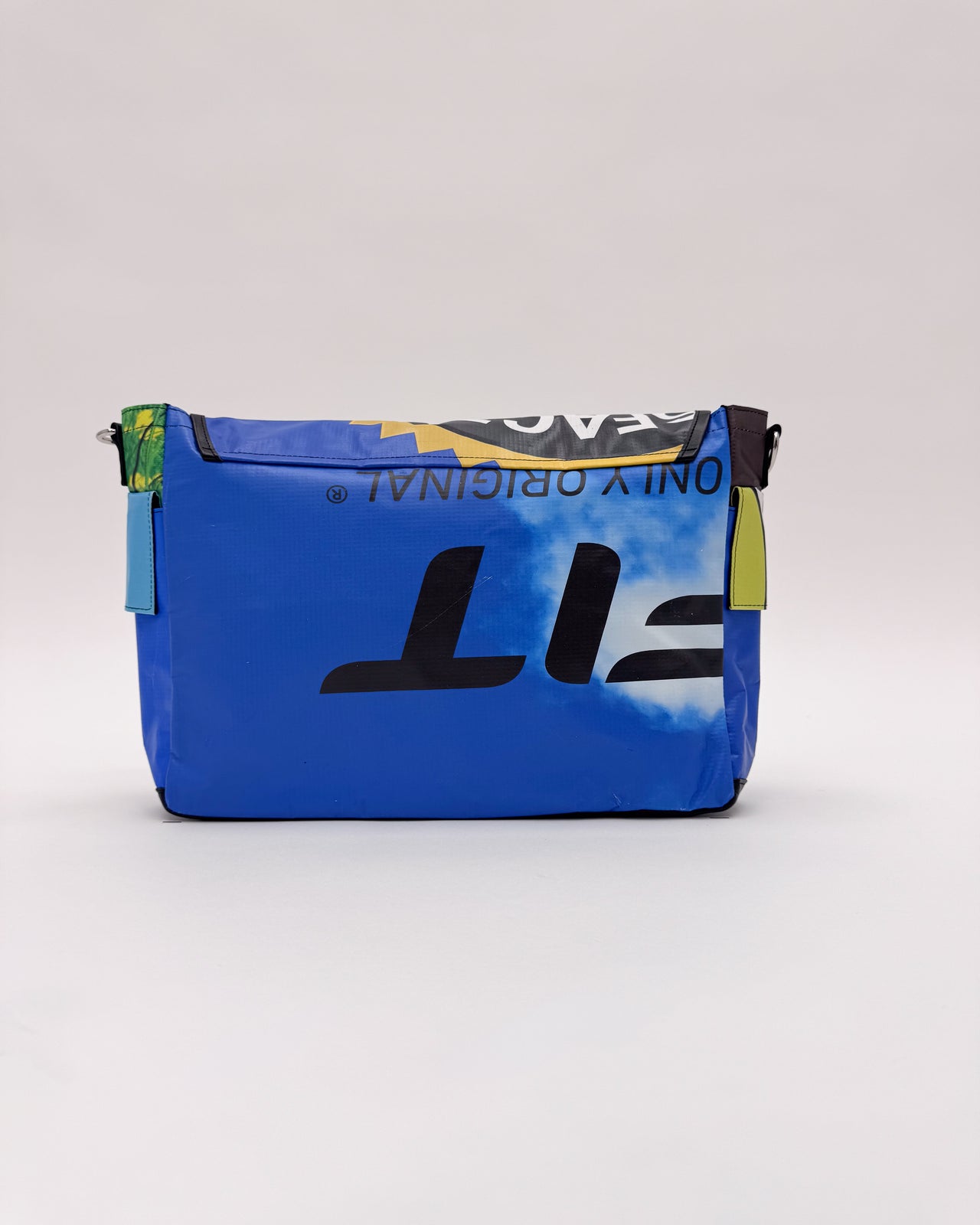 ABBA38 Messenger Bag