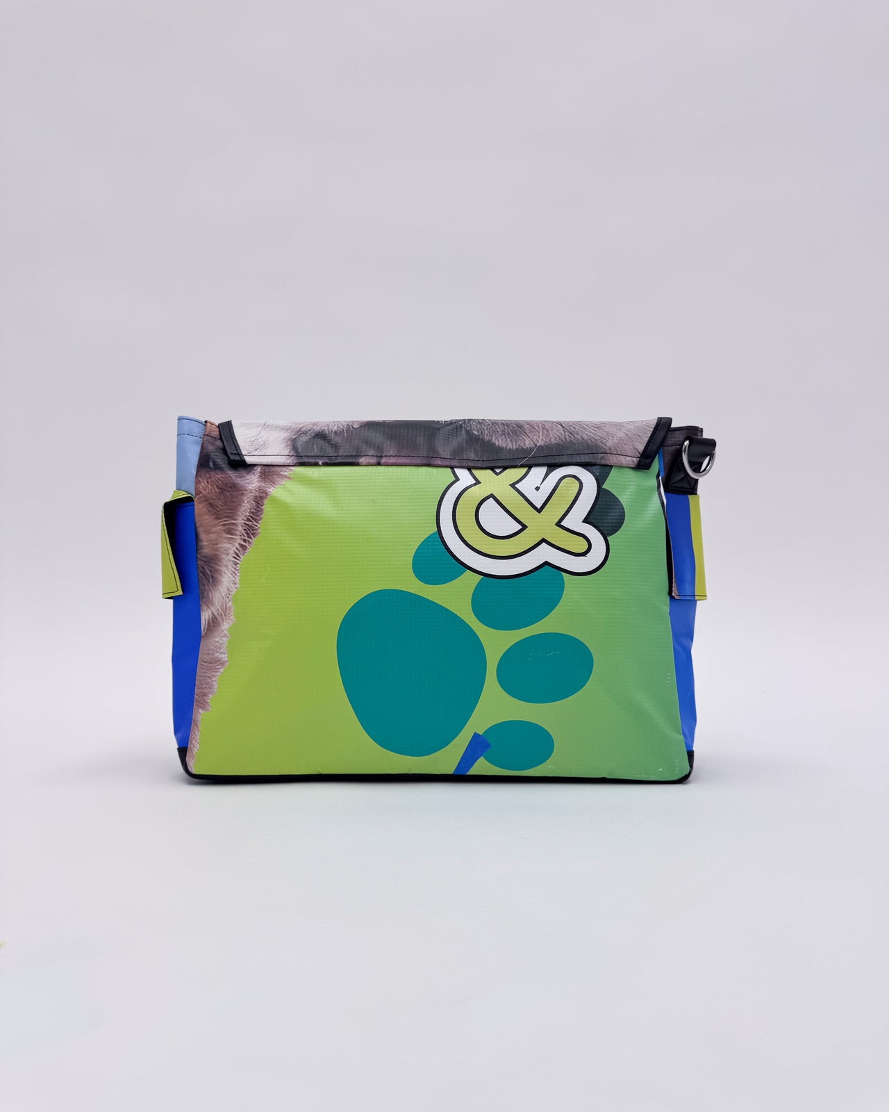 ABBA54 Messenger Bag