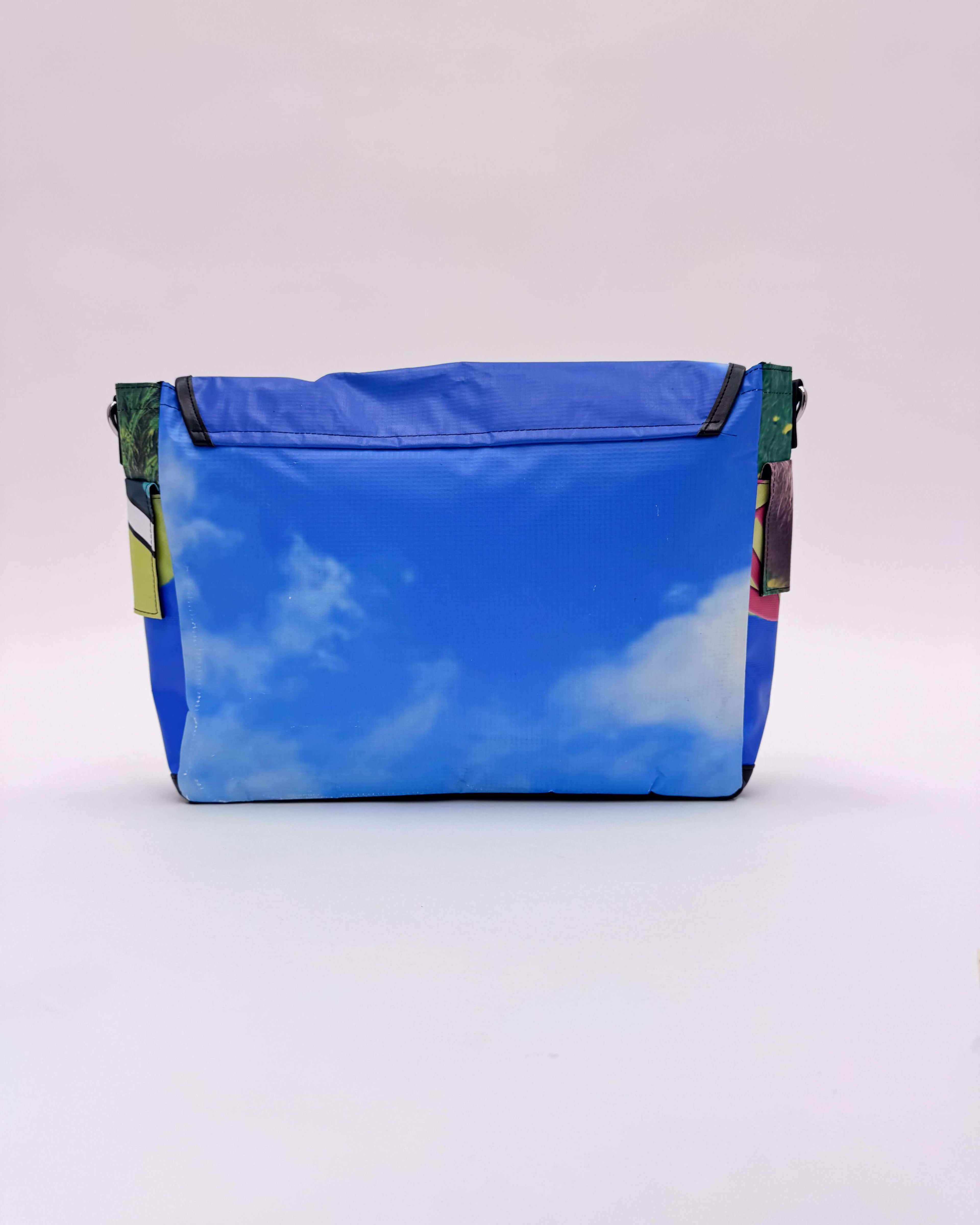UPCYCLING 1/1 BAG No.61