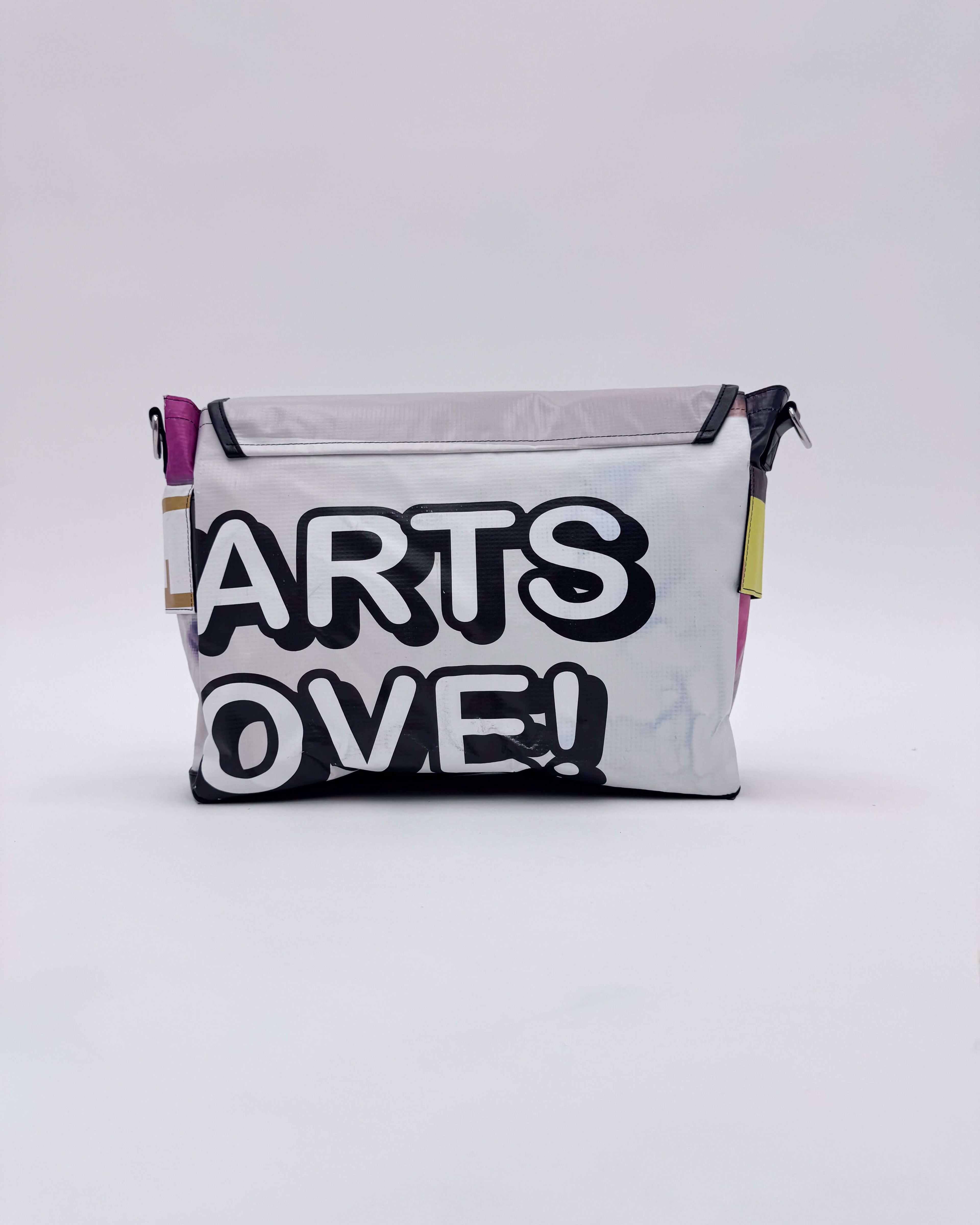 UPCYCLING 1/1 BAG No.64