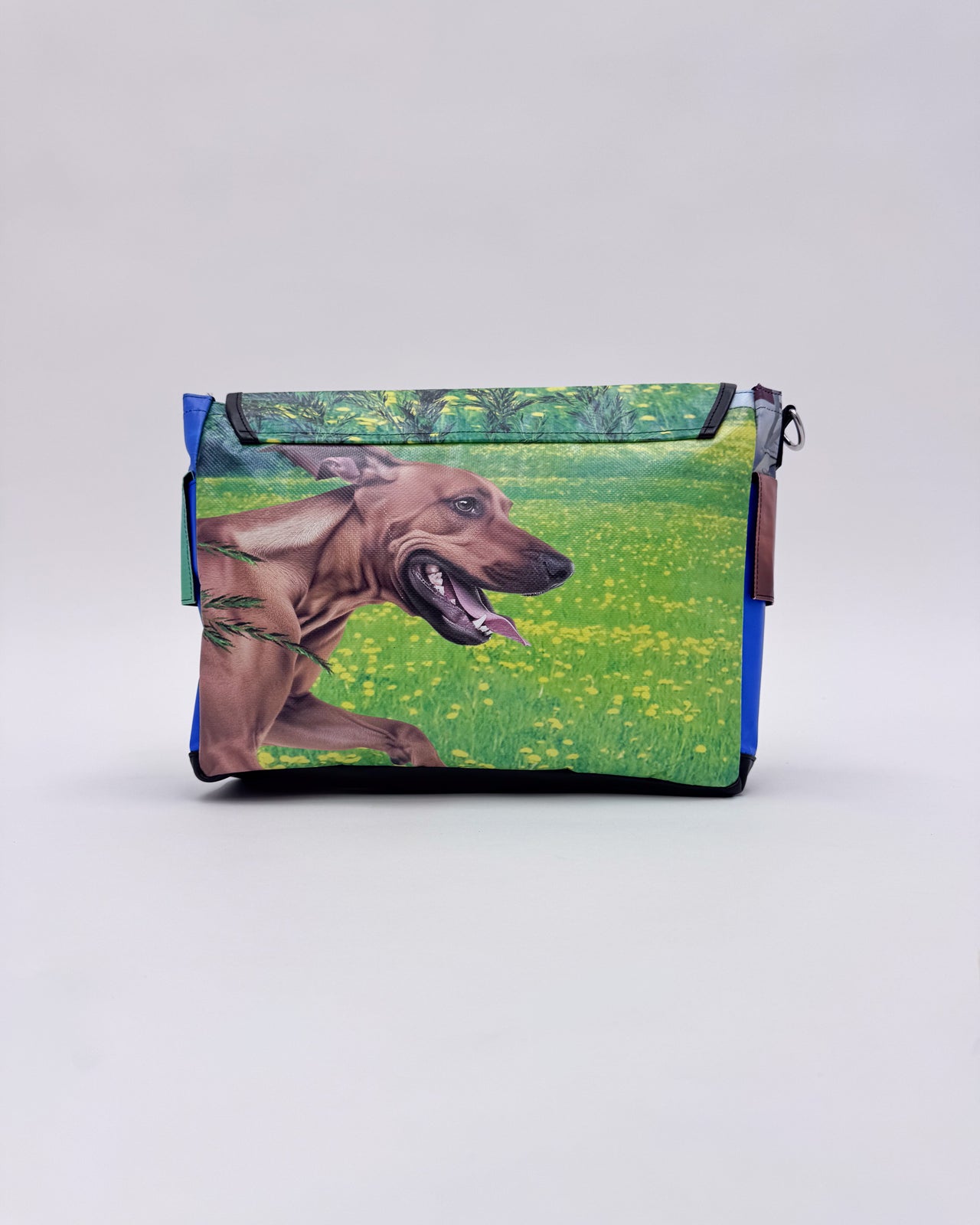 ABBA67 Messenger Bag