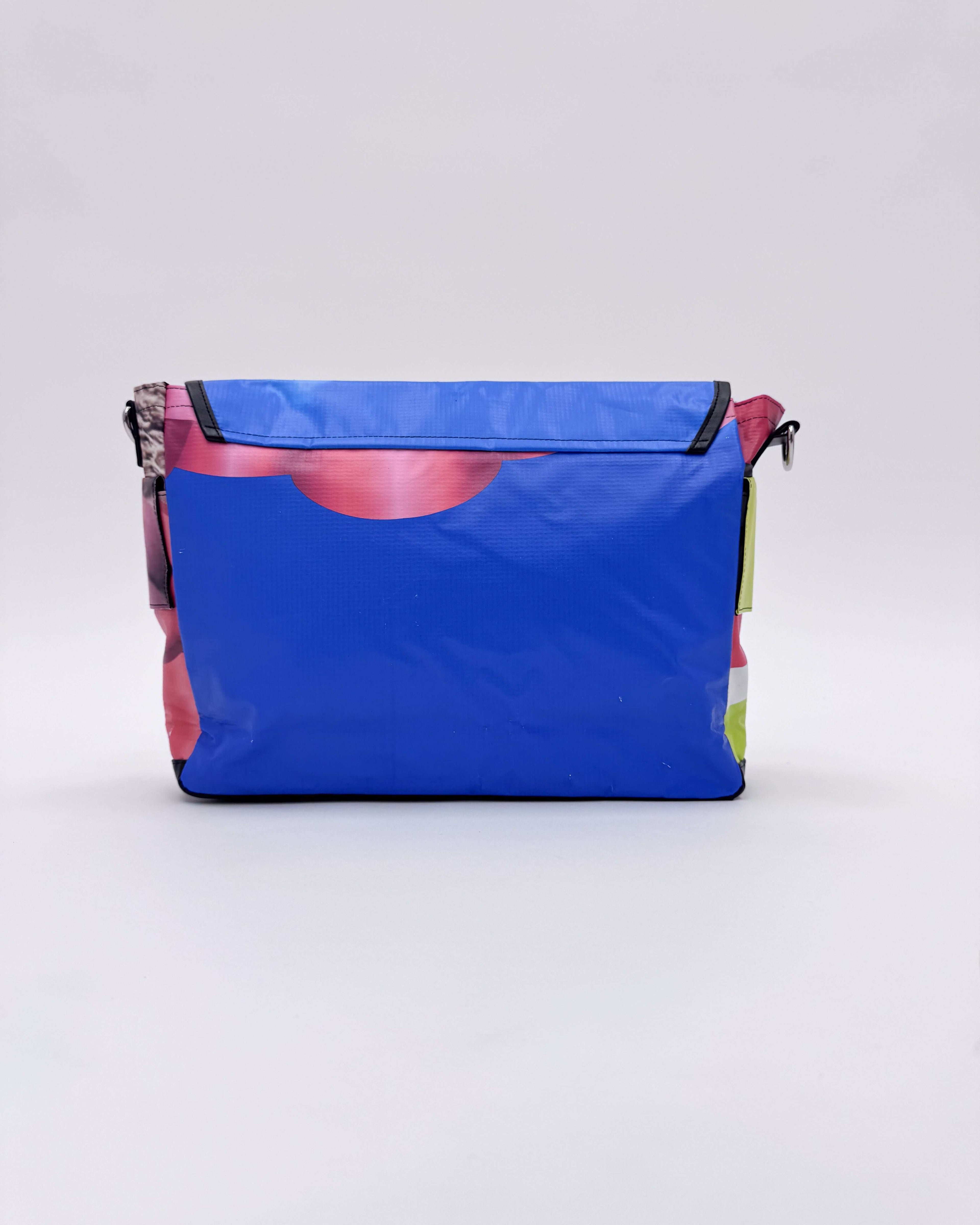 UPCYCLING 1/1 BAG No.68